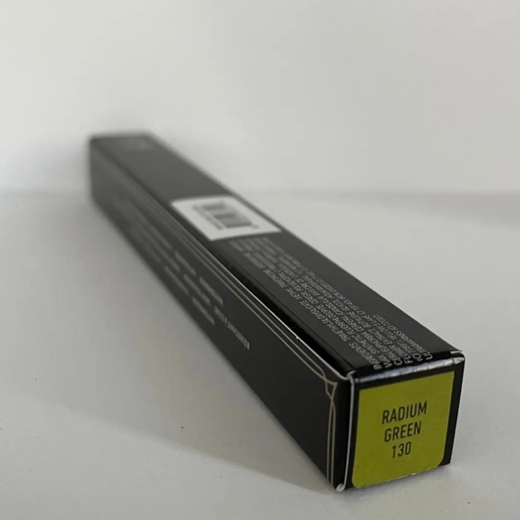 🌹Eyeliner Need🌹BNIB KVD Beauty Radium Green 130 Waterproof Gel Liner Pencil! - Picture 12 of 12